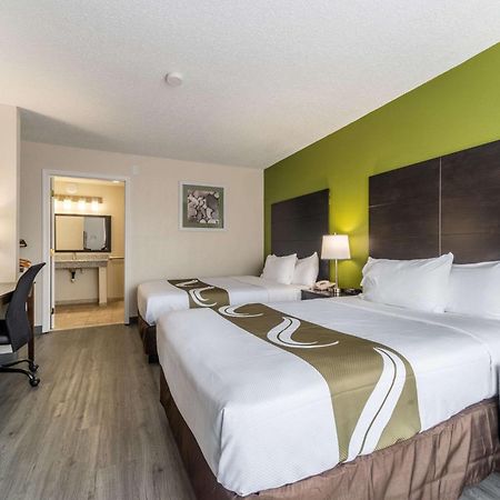 Quality Inn & Suites Vandalia Near I-70 And Hwy 51 Εξωτερικό φωτογραφία