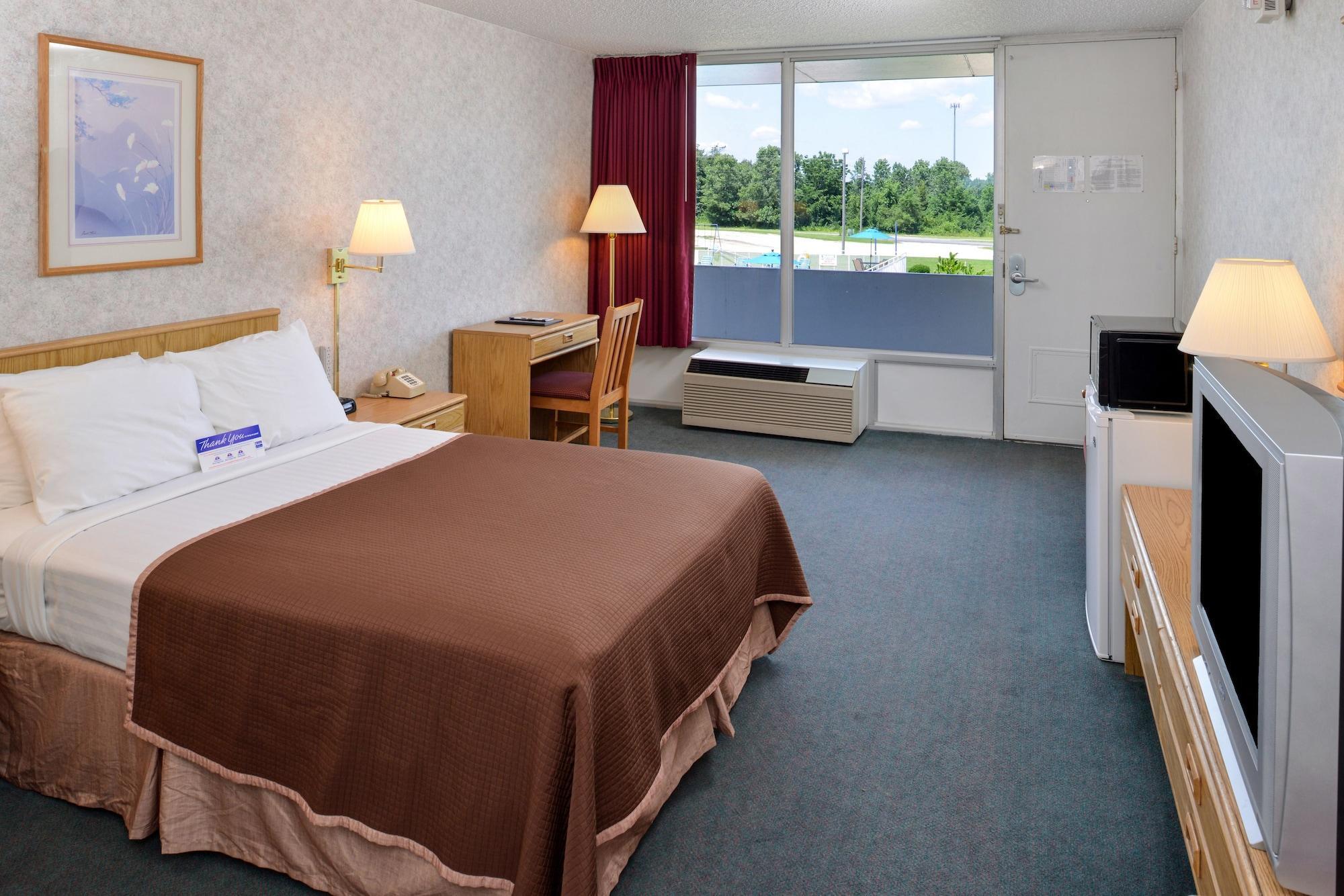 Quality Inn & Suites Vandalia Near I-70 And Hwy 51 Εξωτερικό φωτογραφία
