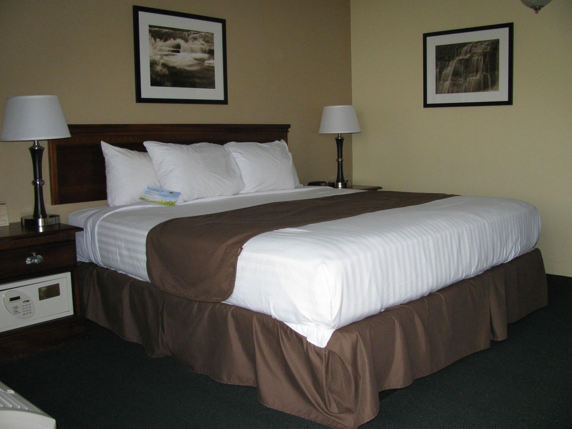 Quality Inn & Suites Vandalia Near I-70 And Hwy 51 Εξωτερικό φωτογραφία