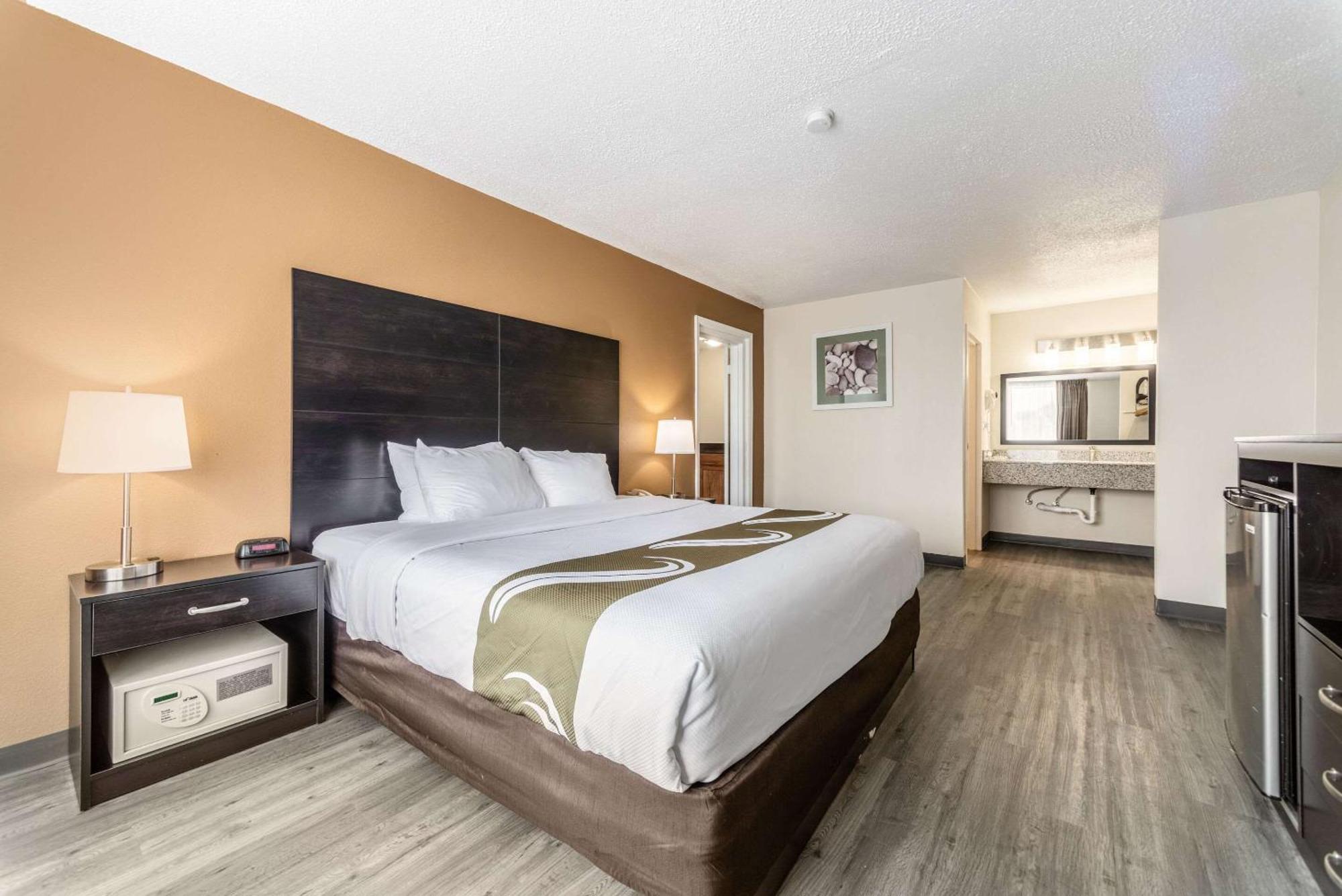 Quality Inn & Suites Vandalia Near I-70 And Hwy 51 Εξωτερικό φωτογραφία