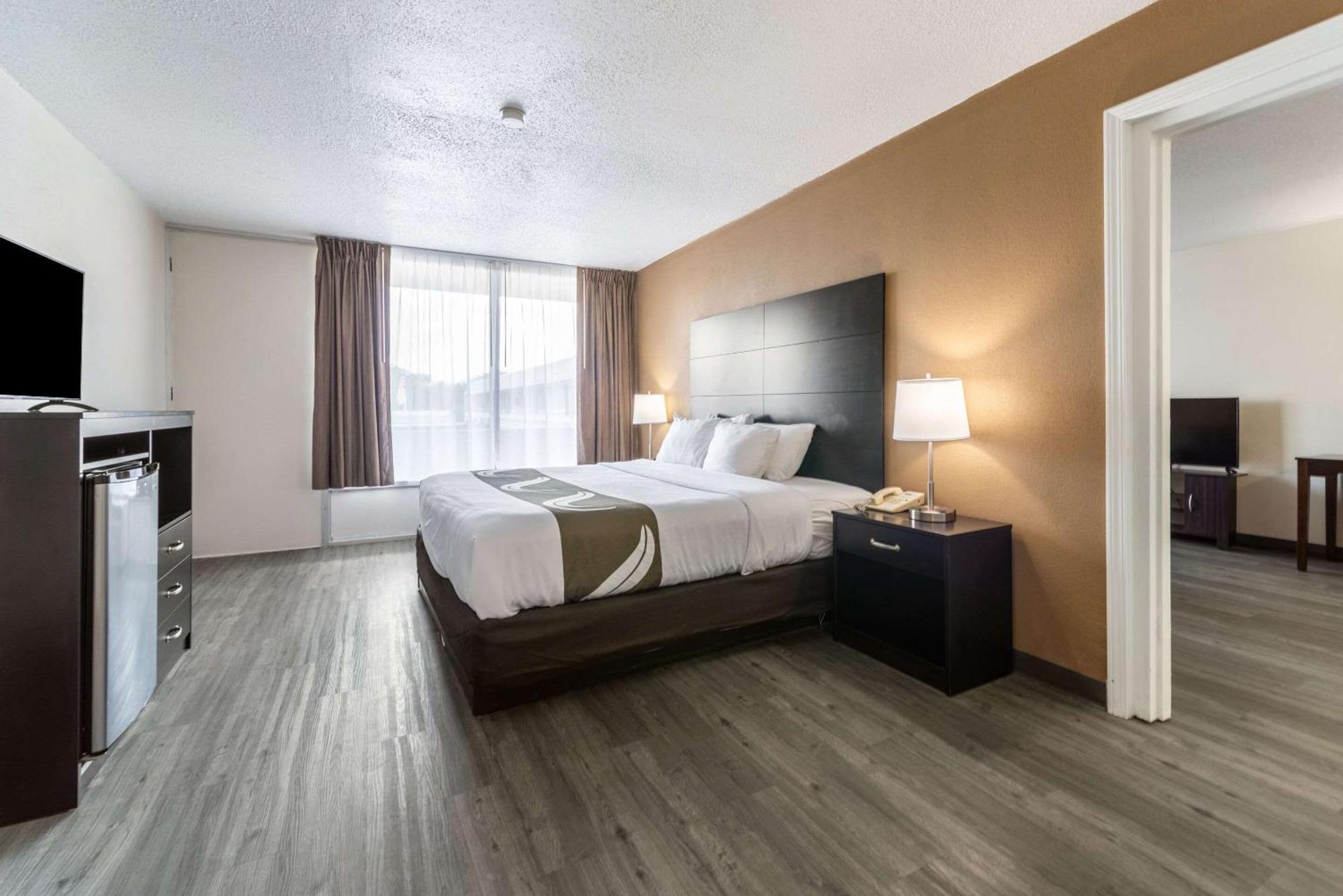 Quality Inn & Suites Vandalia Near I-70 And Hwy 51 Εξωτερικό φωτογραφία