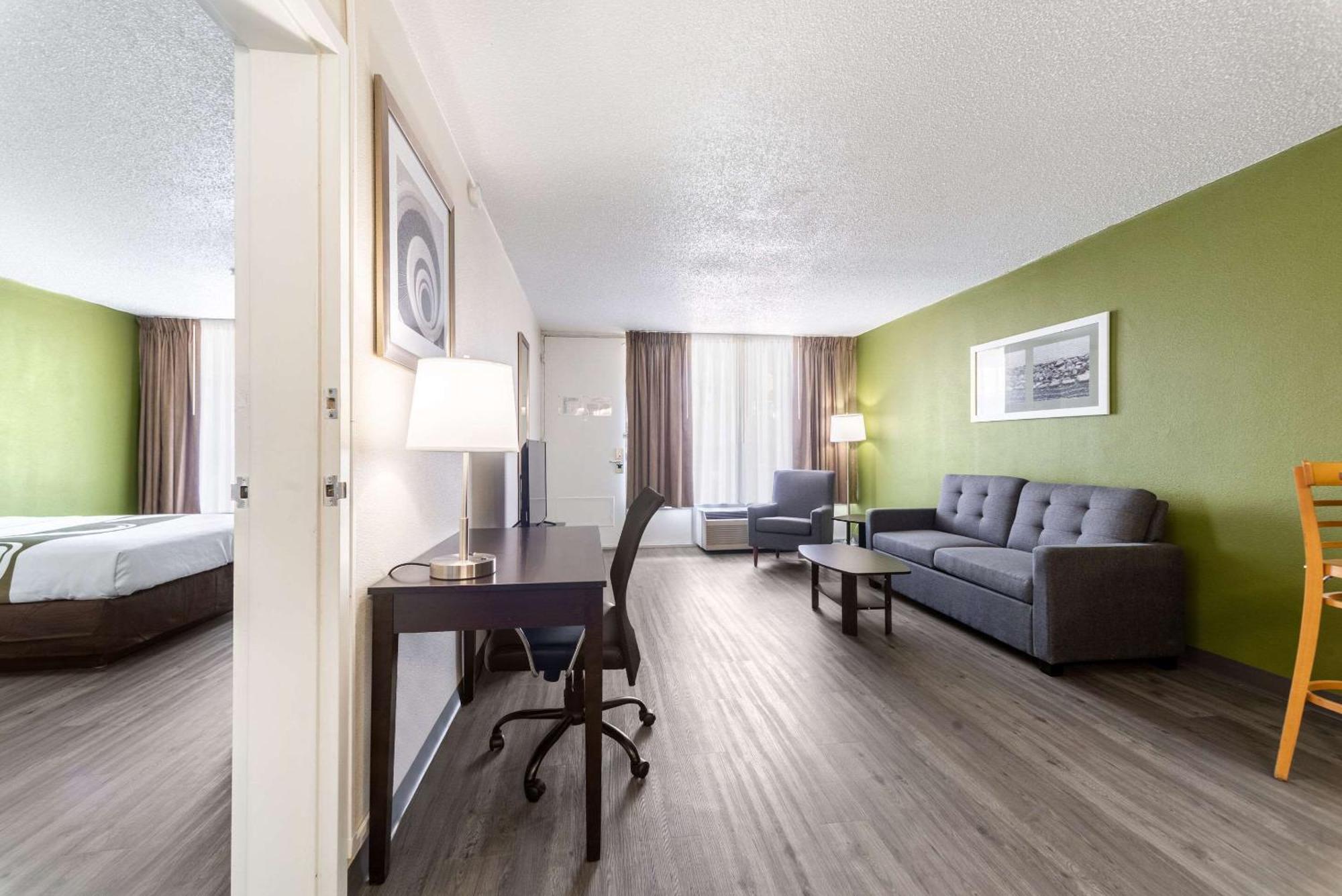 Quality Inn & Suites Vandalia Near I-70 And Hwy 51 Εξωτερικό φωτογραφία