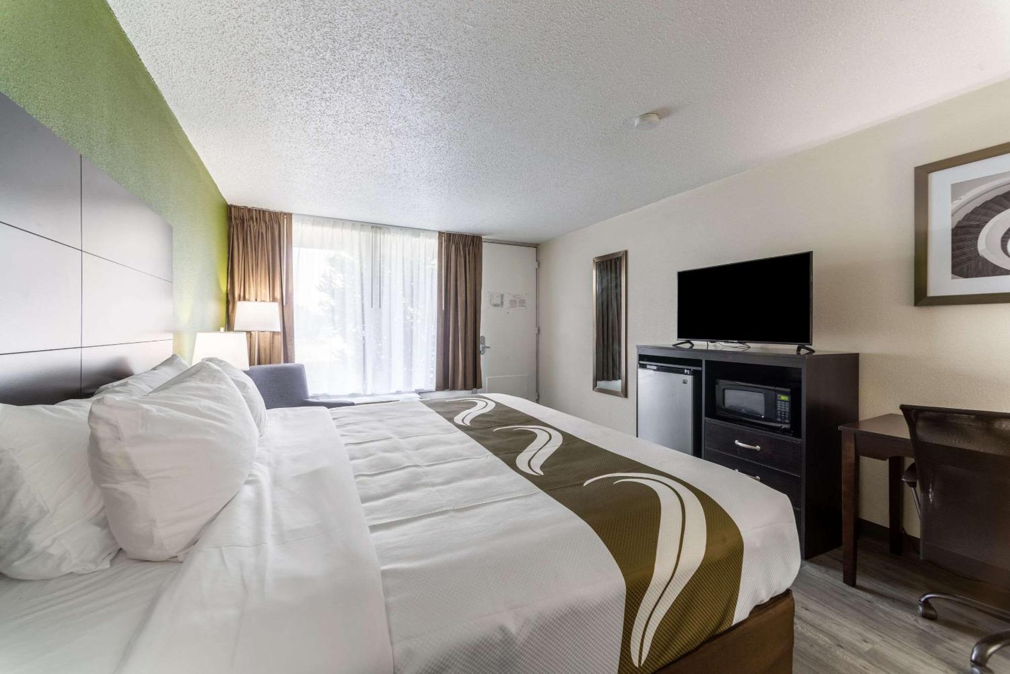 Quality Inn & Suites Vandalia Near I-70 And Hwy 51 Εξωτερικό φωτογραφία