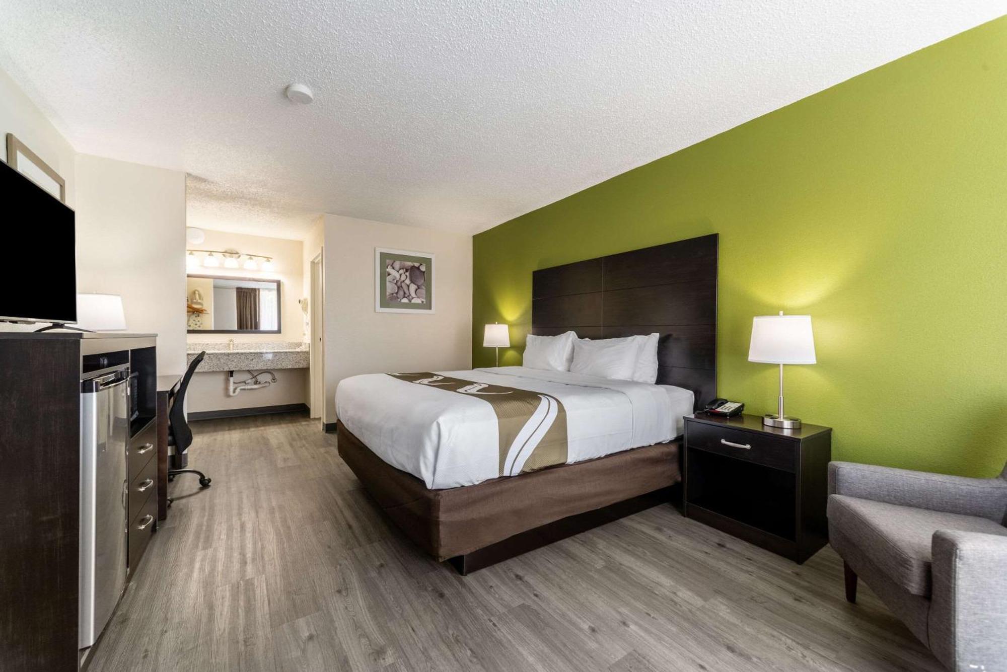 Quality Inn & Suites Vandalia Near I-70 And Hwy 51 Εξωτερικό φωτογραφία