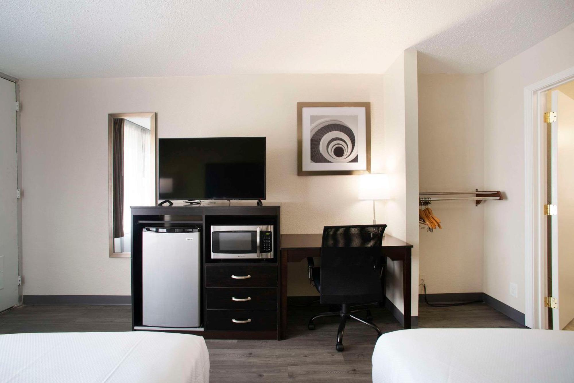 Quality Inn & Suites Vandalia Near I-70 And Hwy 51 Εξωτερικό φωτογραφία